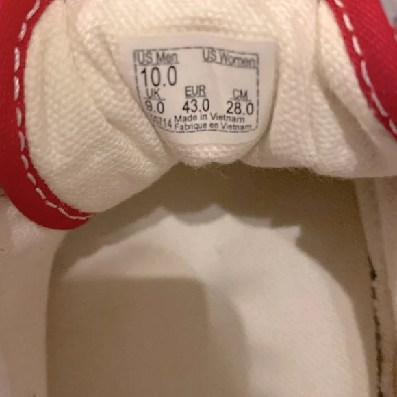 Red Vans Old Skool - Picture 5 of 5